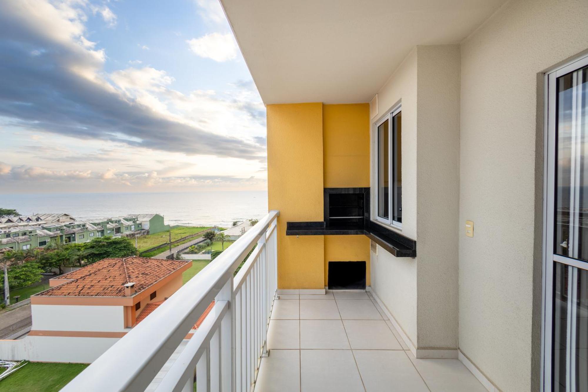 Aptos Completos Com Vista Mar Pe Na Areia Em Barra Velha Em Com Spa, Piscina, Quadra De Futebol, Sala De Jogos, Brinquedoteca, Complexo Com Diversos Comercios Apartment Barra Velha (Santa Catarina)